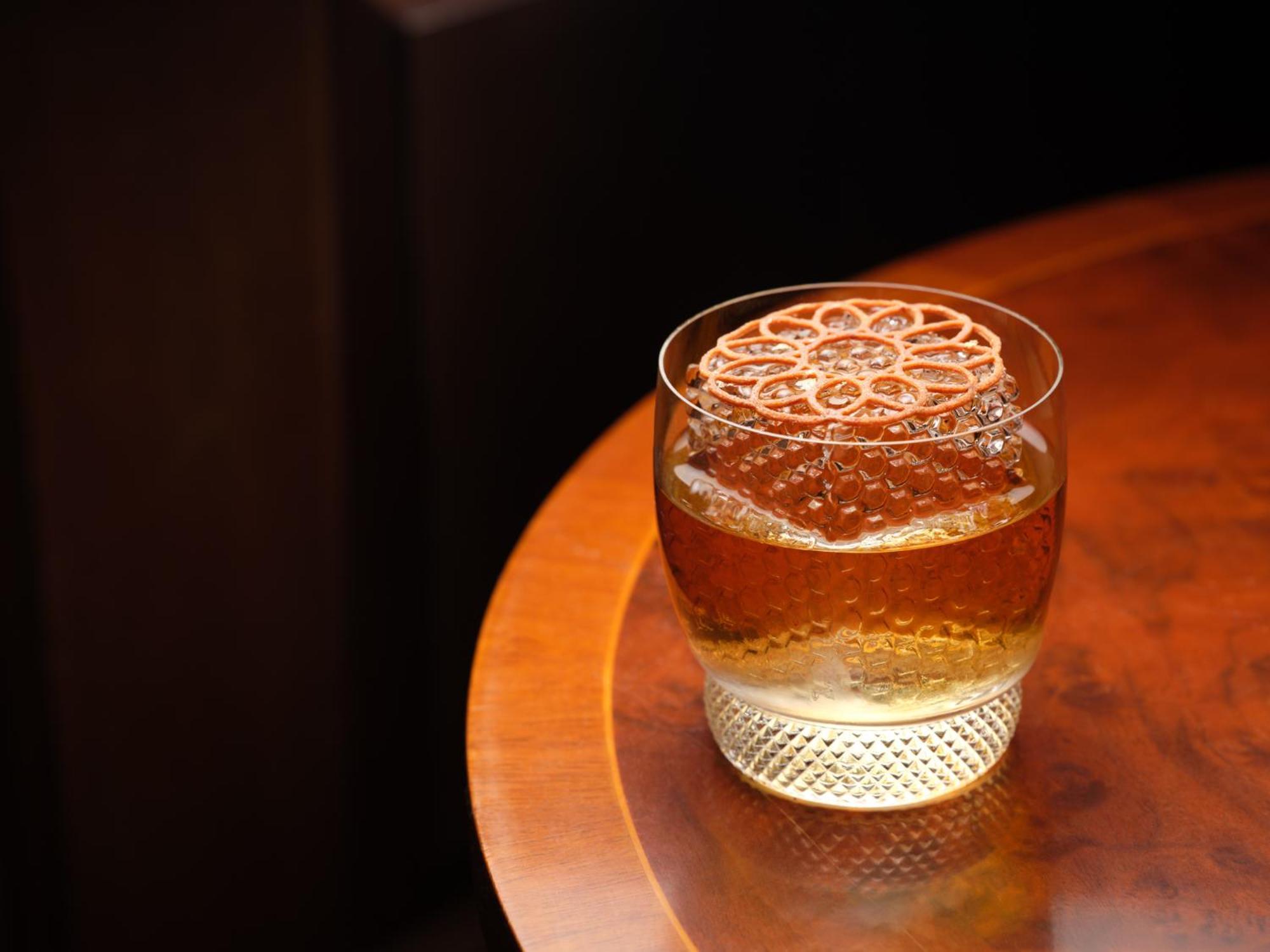 The Stafford London Hotel Exterior foto A glass of Old Fashioned